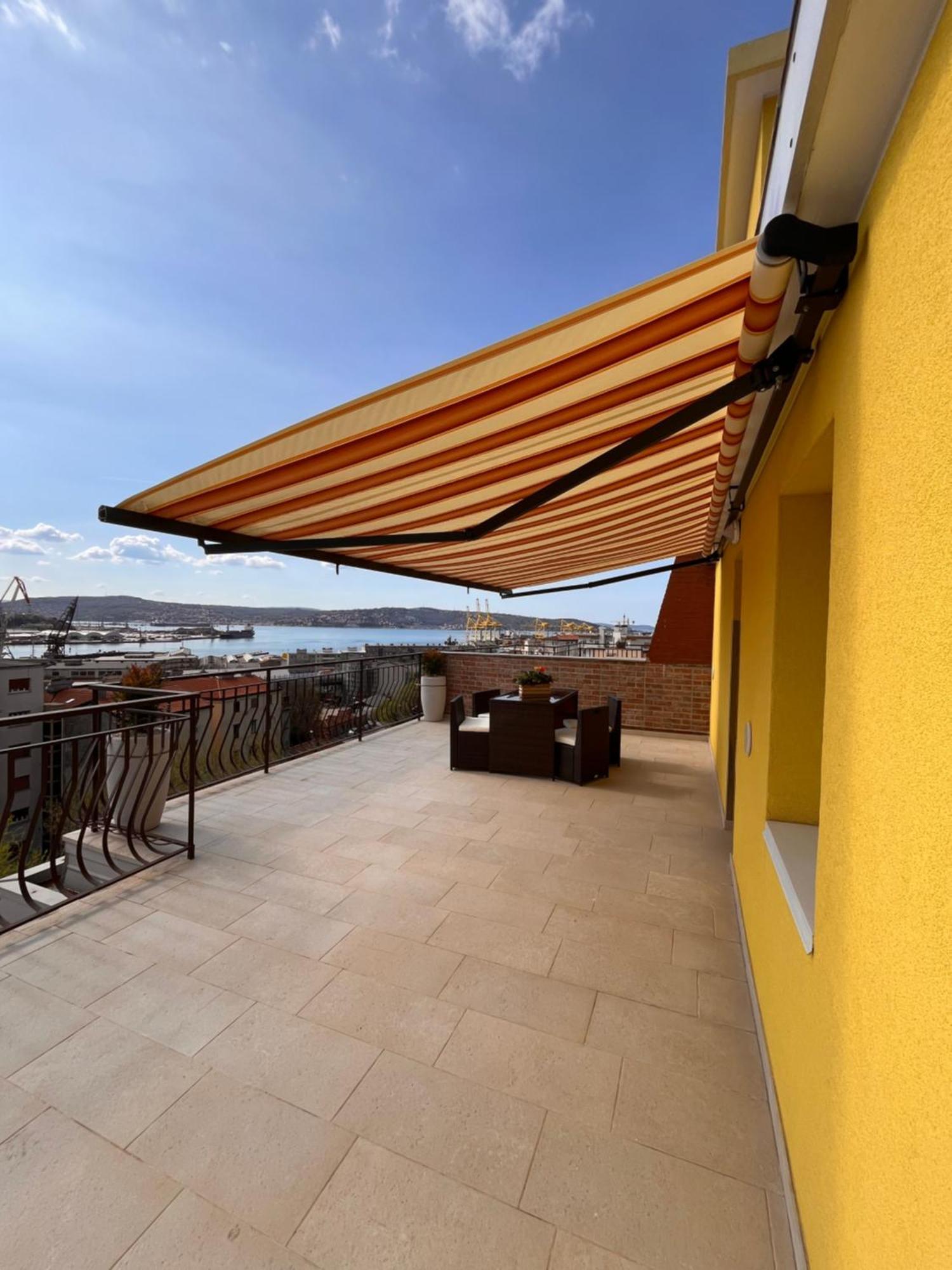 Il Dandy Appartamento Con Parcheggio Trieste Ngoại thất bức ảnh